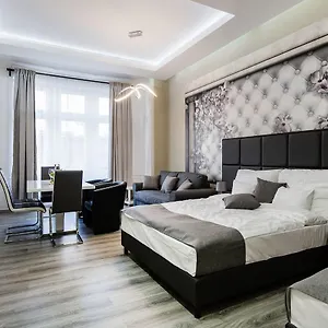  Apartman A Golden Star Modern Luxury And Hungary